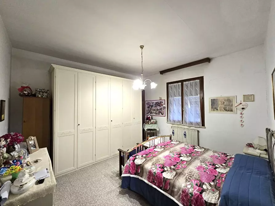 Immagine 19 di Porzione di casa in vendita  a Colle Di Val D'elsa