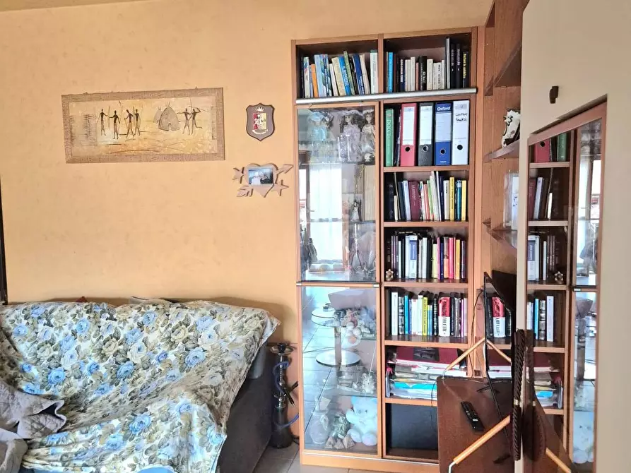 Immagine 8 di Appartamento in vendita  a Carrara