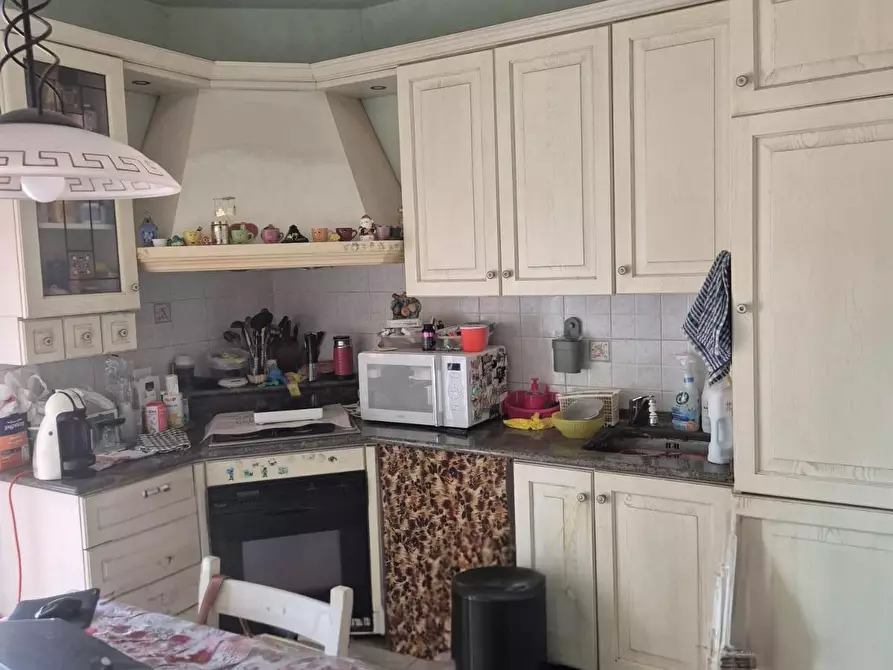 Immagine 12 di Appartamento in vendita  a Carrara