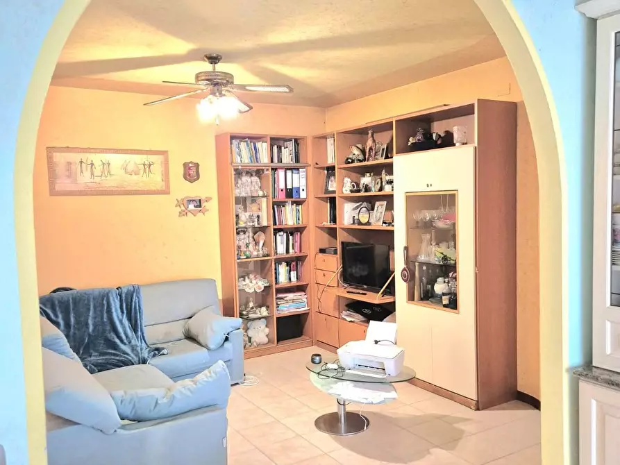 Immagine 13 di Appartamento in vendita  a Carrara