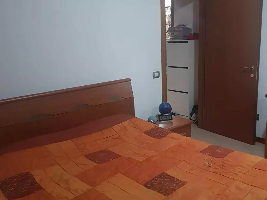 Immagine 11 di Appartamento in vendita  a Capraia E Limite