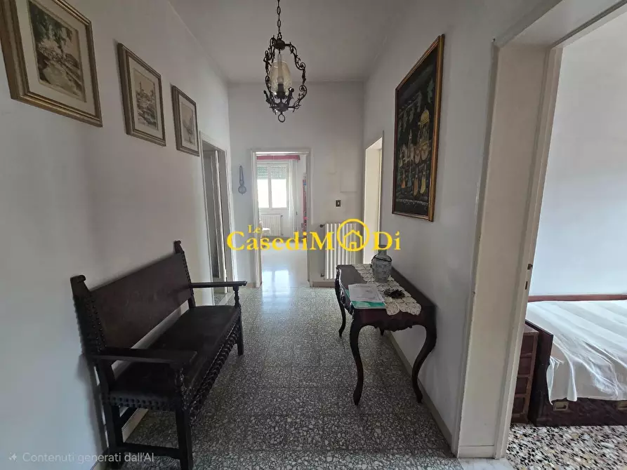 Immagine 5 di Appartamento in vendita  a Livorno