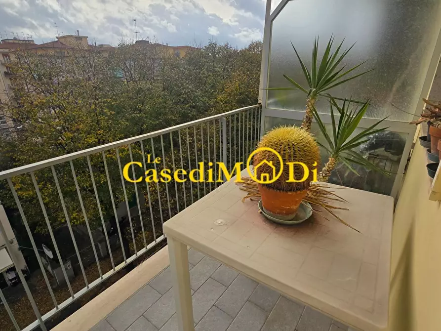 Immagine 1 di Appartamento in vendita  a Livorno