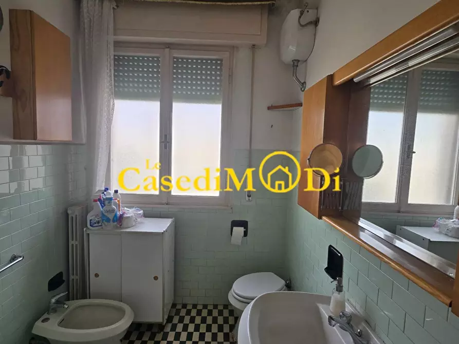 Immagine 18 di Appartamento in vendita  a Livorno