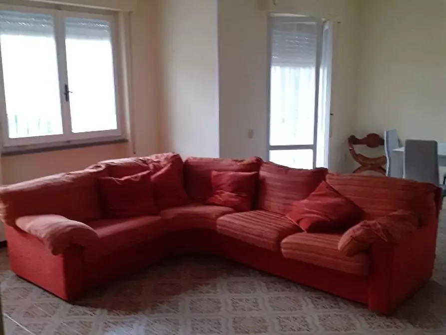 Immagine 17 di Casa bifamiliare in vendita  a Massa