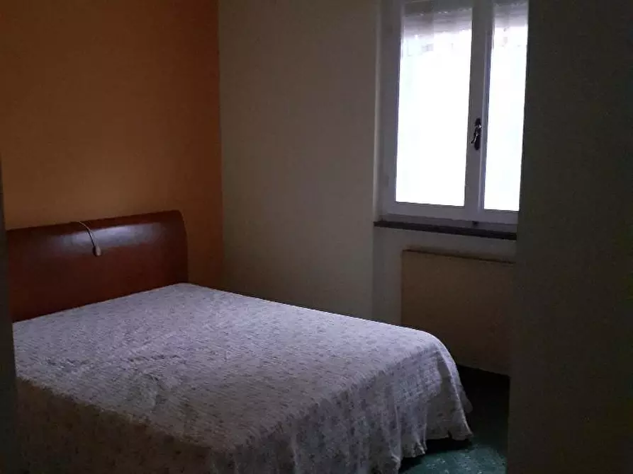 Immagine 16 di Casa bifamiliare in vendita  a Massa