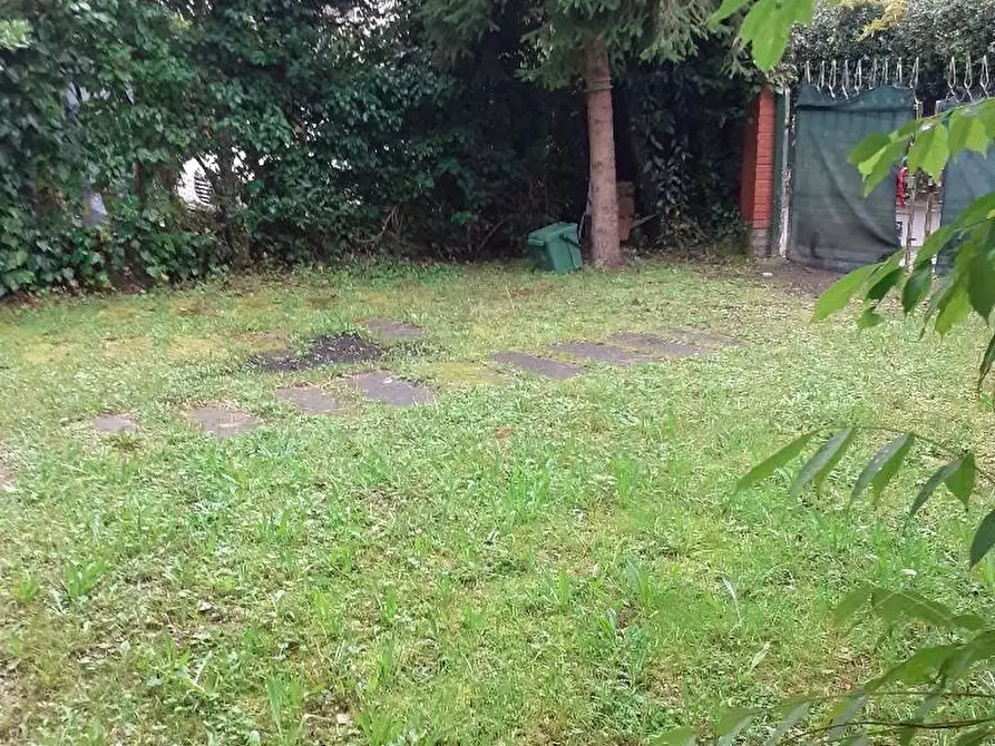 Immagine 20 di Casa bifamiliare in vendita  a Massa