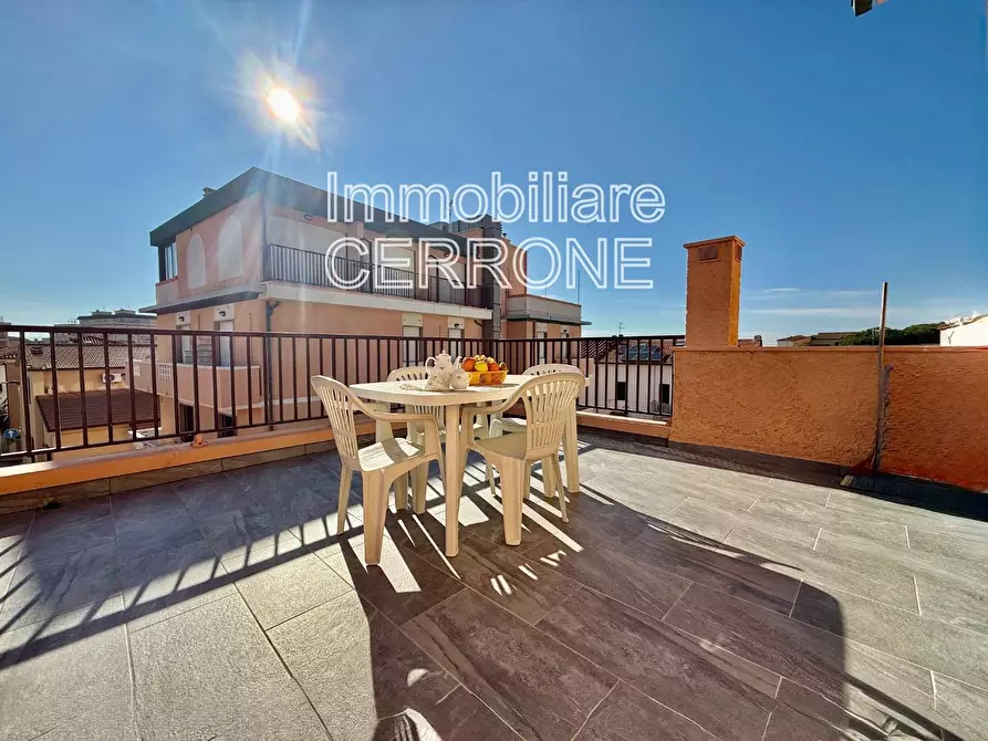 Immagine 17 di Appartamento in vendita  a Cecina