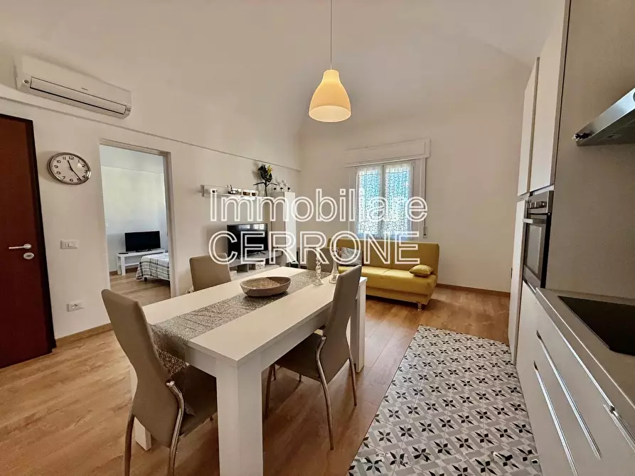 Immagine 2 di Appartamento in vendita  a Cecina