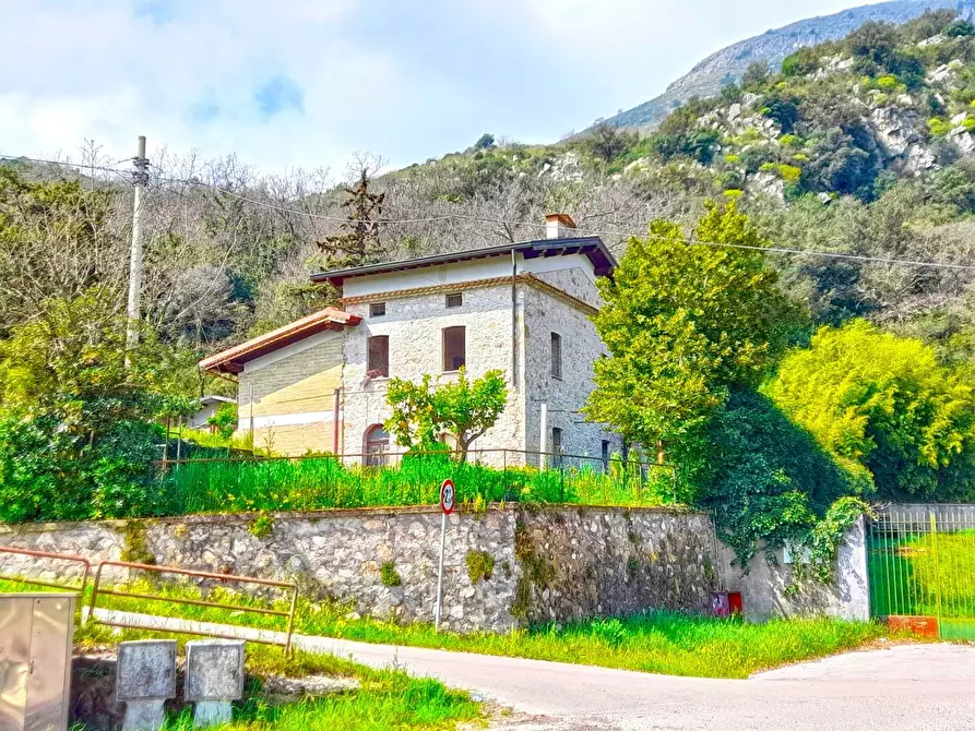 Immagine 5 di Villa in vendita  a Spigno Saturnia