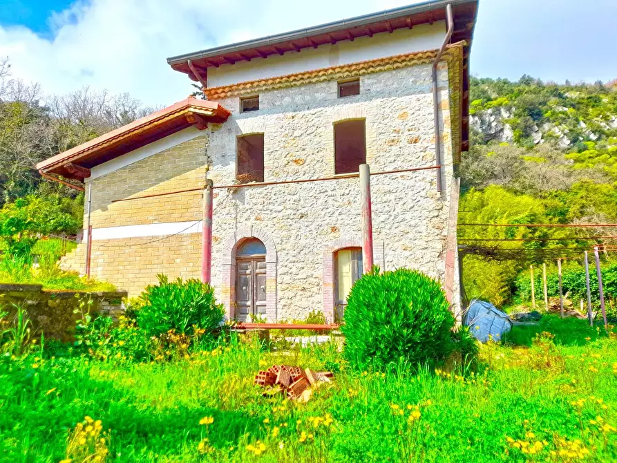 Immagine 4 di Villa in vendita  a Spigno Saturnia