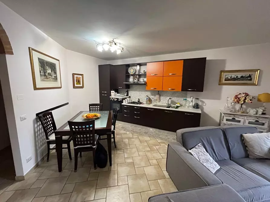 Immagine 3 di Appartamento in vendita  a Sovicille