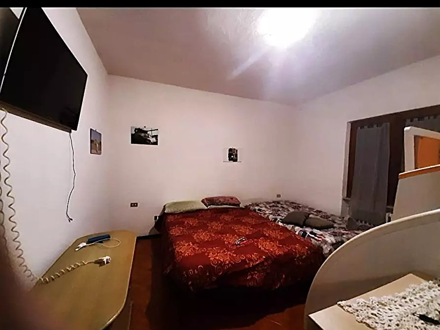 Immagine 8 di Casa bifamiliare in vendita  a Montignoso