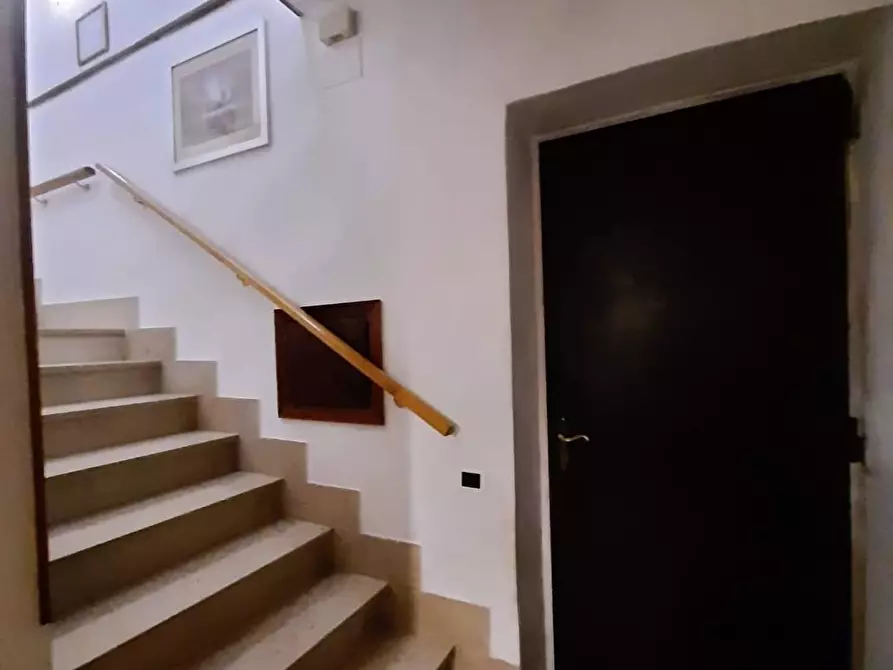 Immagine 7 di Casa bifamiliare in vendita  a Montignoso