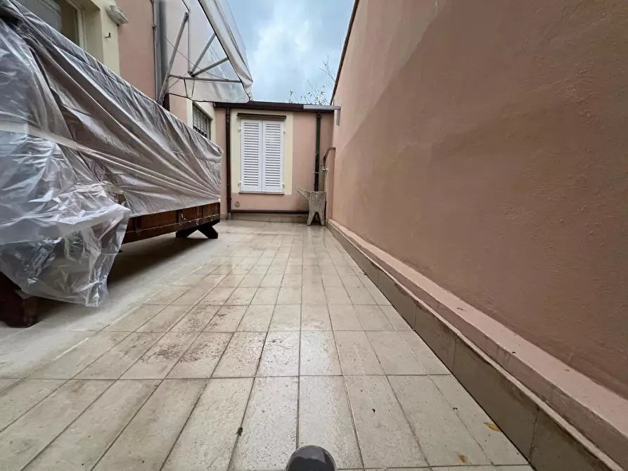 Immagine 6 di Appartamento in vendita  a Camaiore