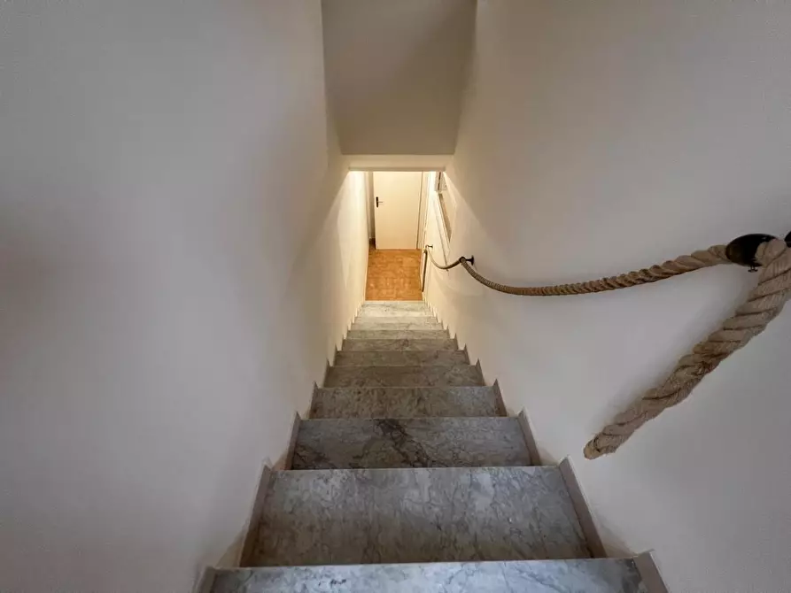 Immagine 18 di Appartamento in vendita  a Camaiore