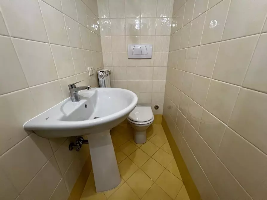 Immagine 8 di Appartamento in vendita  a Camaiore