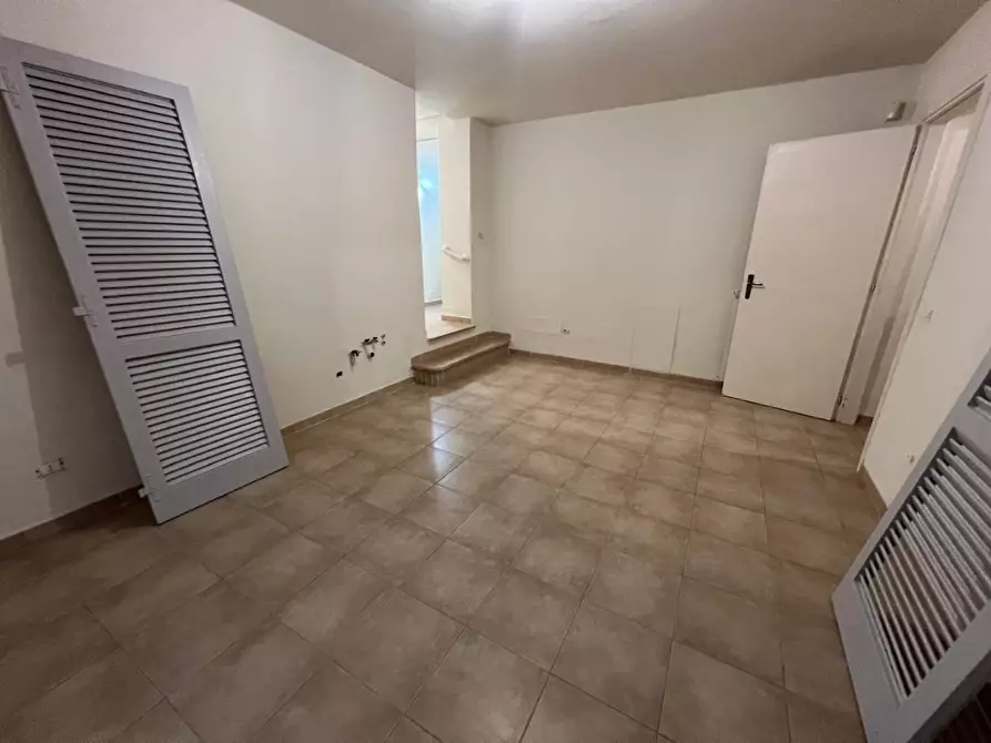 Immagine 5 di Appartamento in vendita  a Camaiore