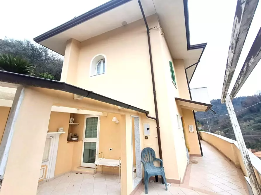 Immagine 42 di Casa indipendente in vendita  a Carrara