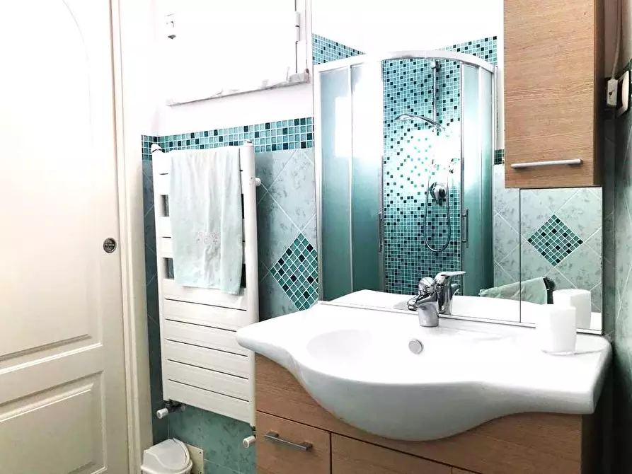 Immagine 24 di Casa indipendente in vendita  a Carrara