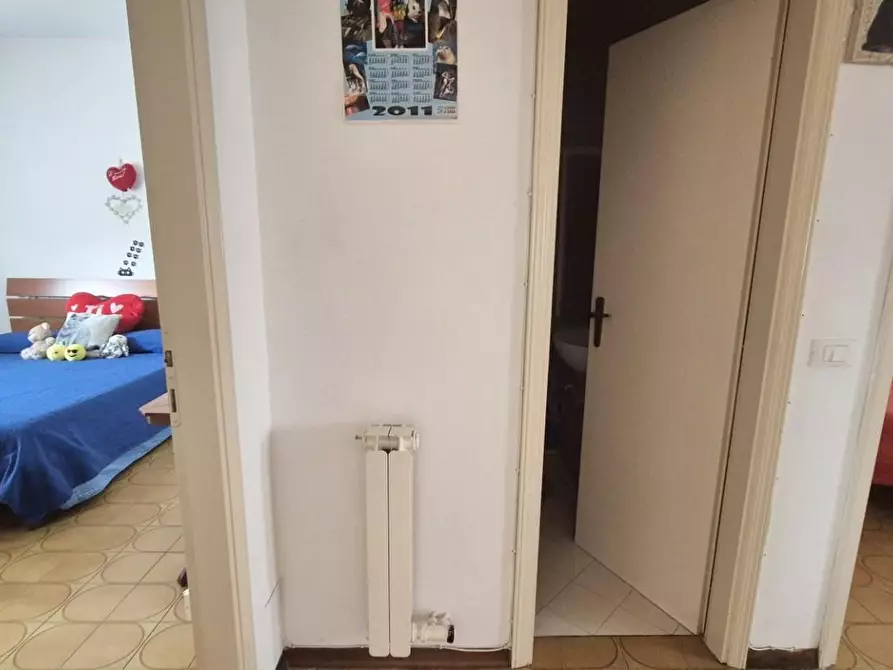 Immagine 43 di Appartamento in vendita  a Viareggio