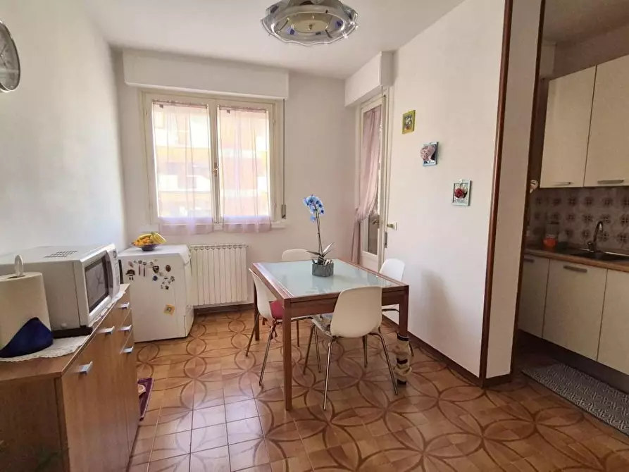 Immagine 24 di Appartamento in vendita  a Viareggio