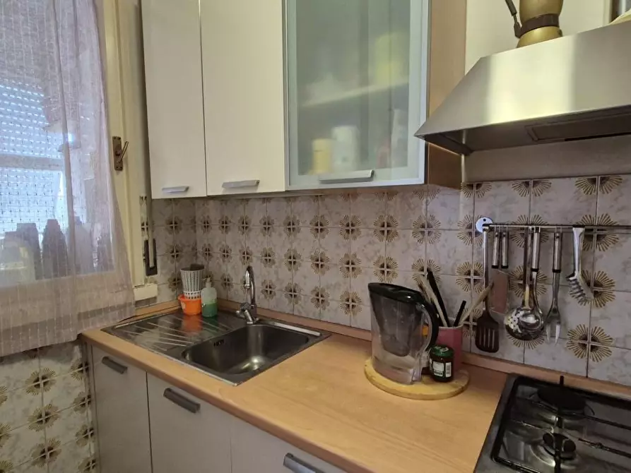 Immagine 35 di Appartamento in vendita  a Viareggio