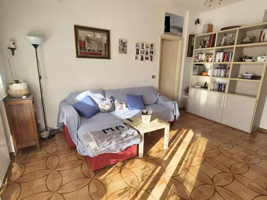 Immagine 9 di Appartamento in vendita  a Viareggio