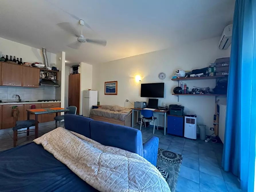 Immagine 8 di Appartamento in vendita  a Lizzanello