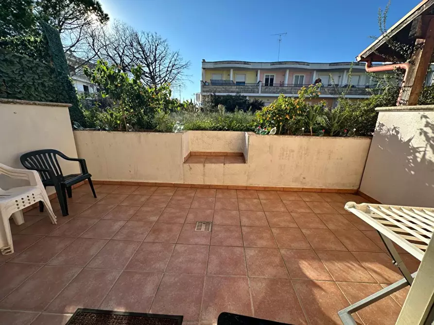 Immagine 16 di Appartamento in vendita  a Lizzanello