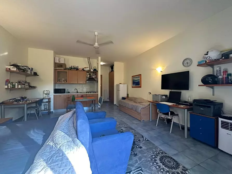 Immagine 5 di Appartamento in vendita  a Lizzanello