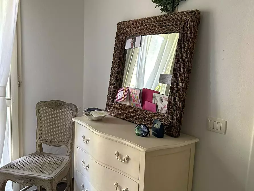 Immagine 21 di Villetta a schiera in vendita  a Massa