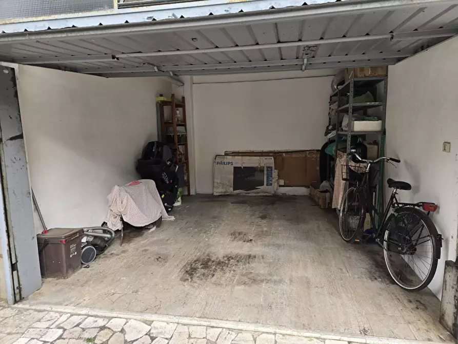 Immagine 27 di Appartamento in vendita  a Pontedera