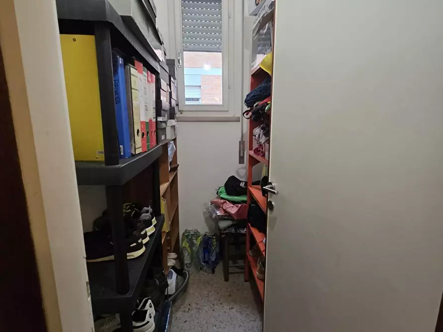 Immagine 17 di Appartamento in vendita  a Pontedera