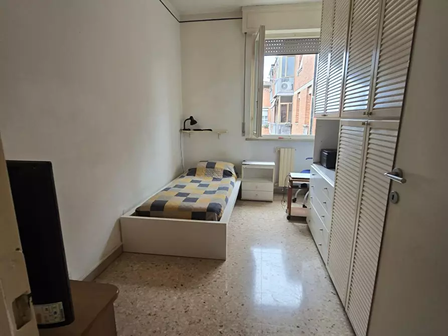 Immagine 22 di Appartamento in vendita  a Pontedera