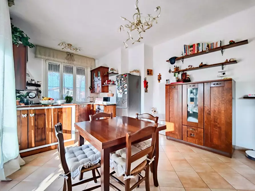 Immagine 6 di Appartamento in vendita  a Pisa