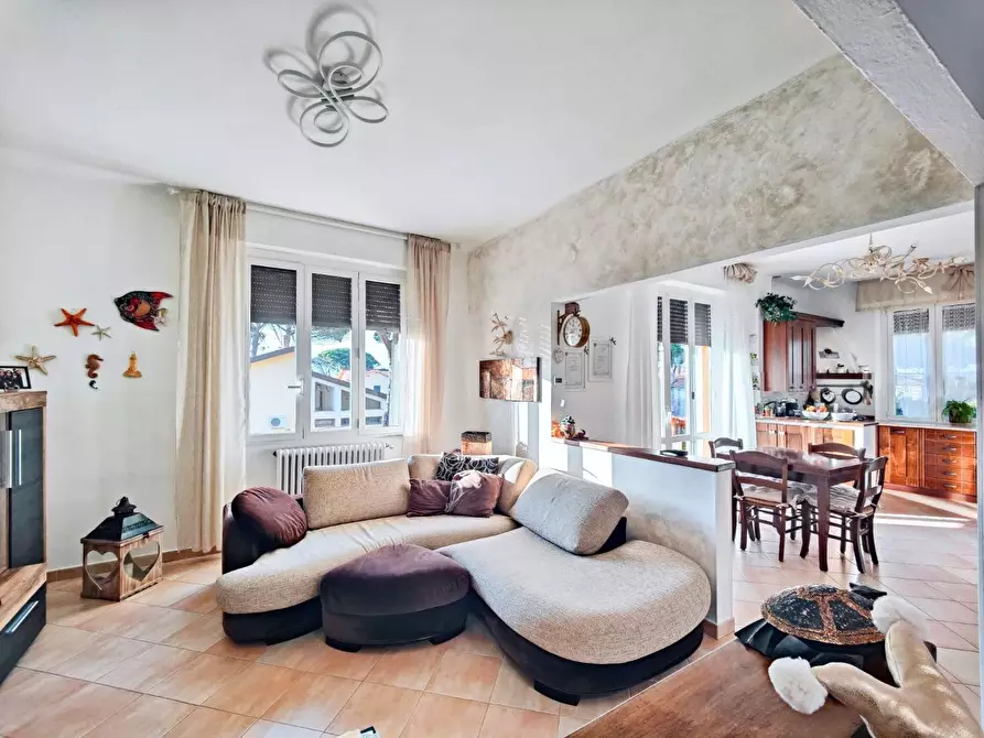 Immagine 1 di Appartamento in vendita  a Pisa