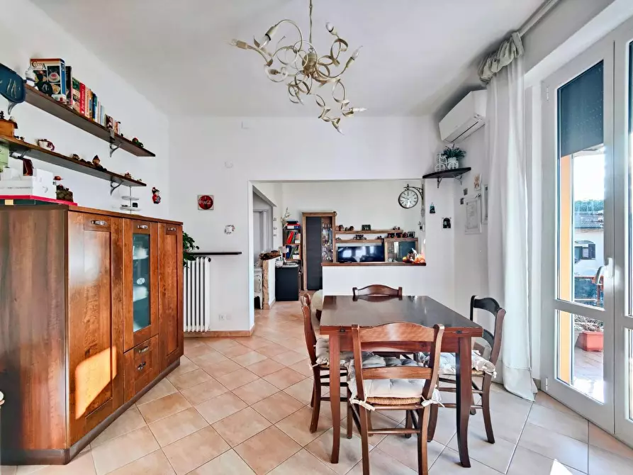 Immagine 9 di Appartamento in vendita  a Pisa