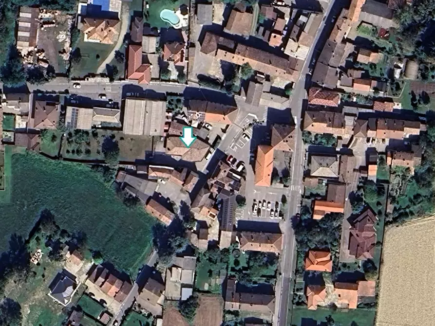 Immagine 2 di Capannone industriale in vendita  a Verrua Po