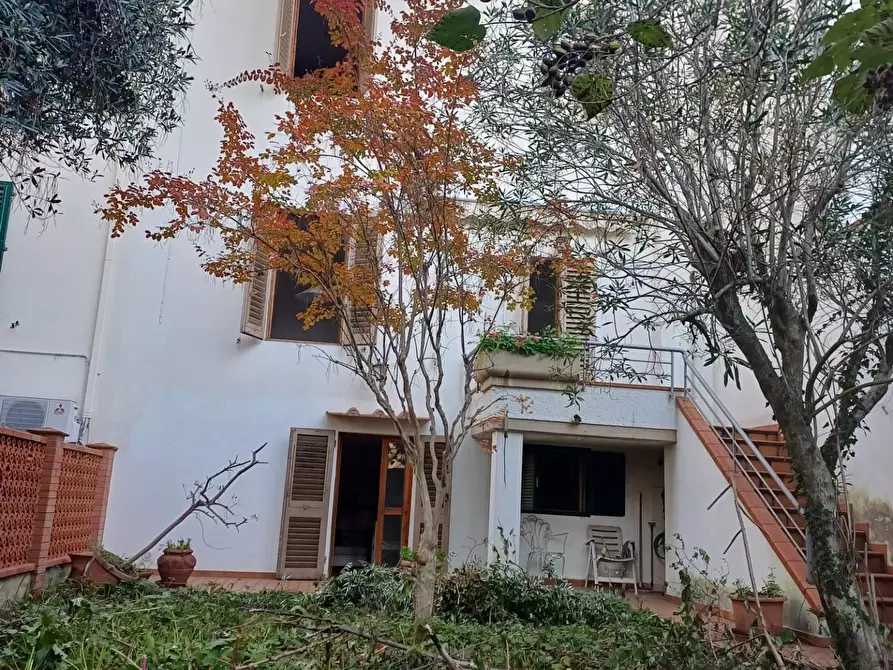 Immagine 1 di Villetta a schiera in vendita  a Empoli