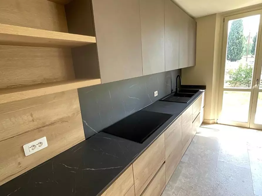 Immagine 25 di Immobile di prestigio in affitto  a Cascina