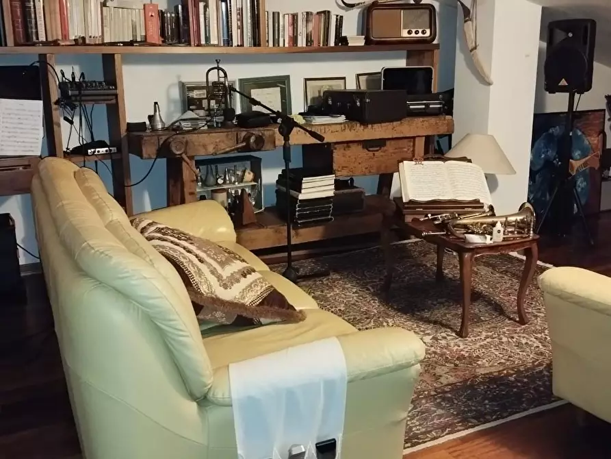 Immagine 5 di Villetta a schiera in vendita  a Cascina