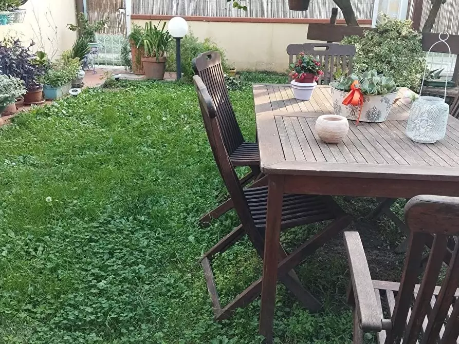 Immagine 4 di Villetta a schiera in vendita  a Cascina