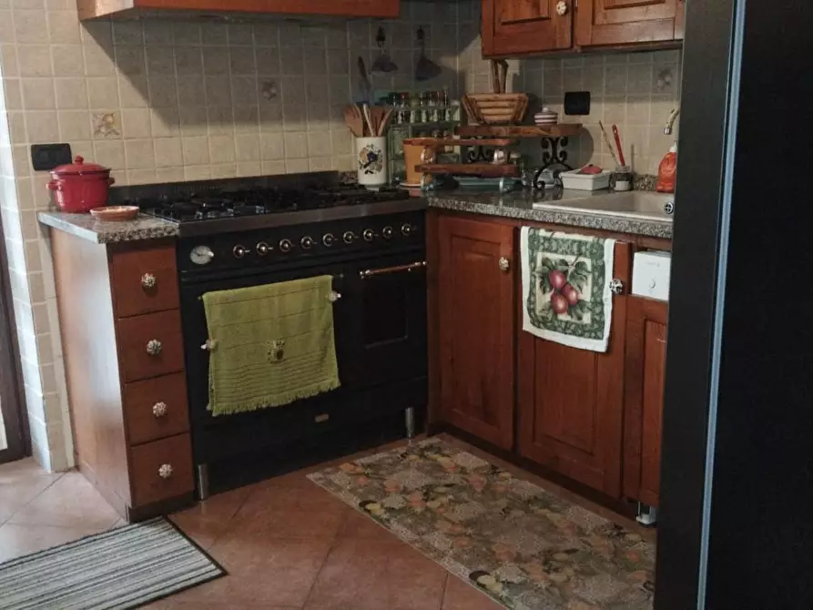 Immagine 15 di Villetta a schiera in vendita  a Cascina