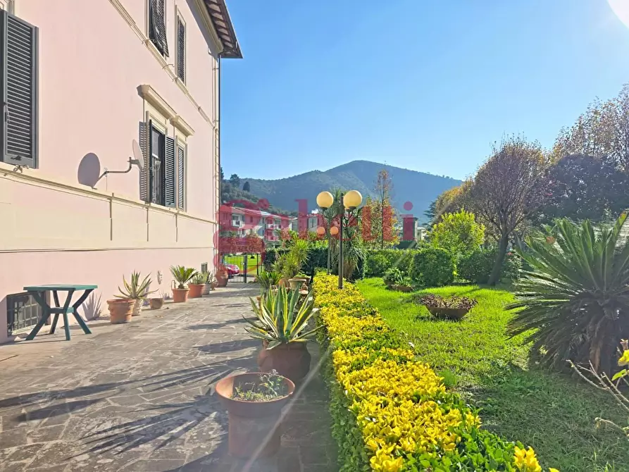 Immagine 29 di Casa bifamiliare in vendita  a San Giuliano Terme