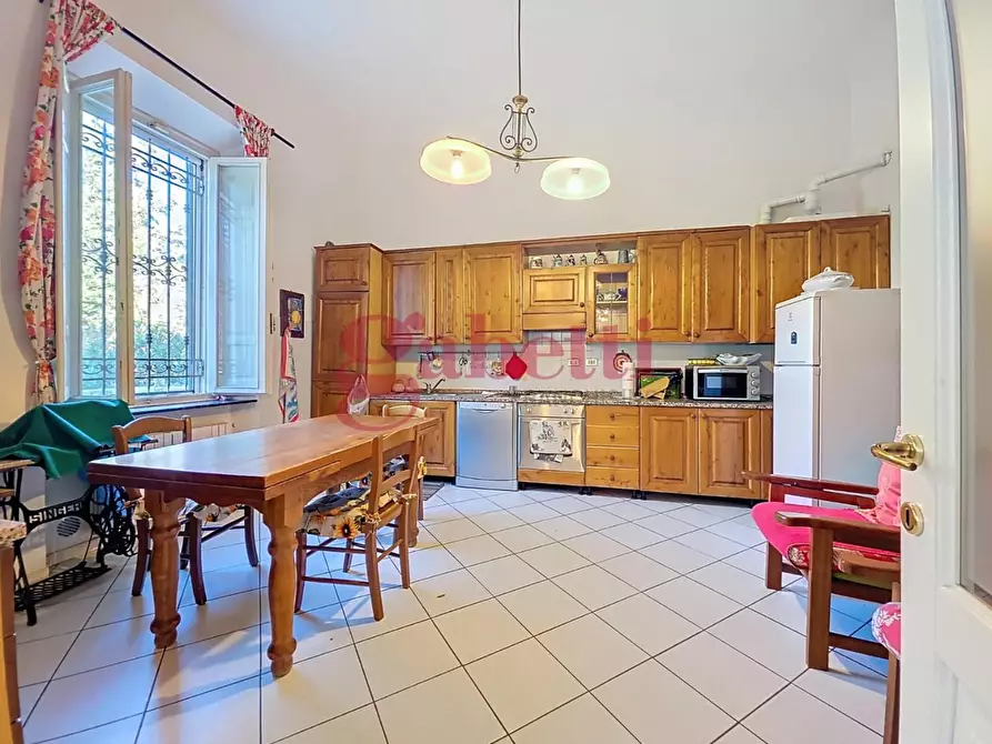 Immagine 15 di Casa bifamiliare in vendita  a San Giuliano Terme