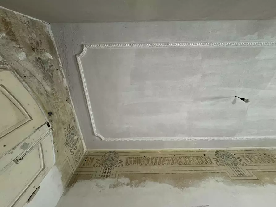 Immagine 21 di Appartamento in vendita  a Empoli