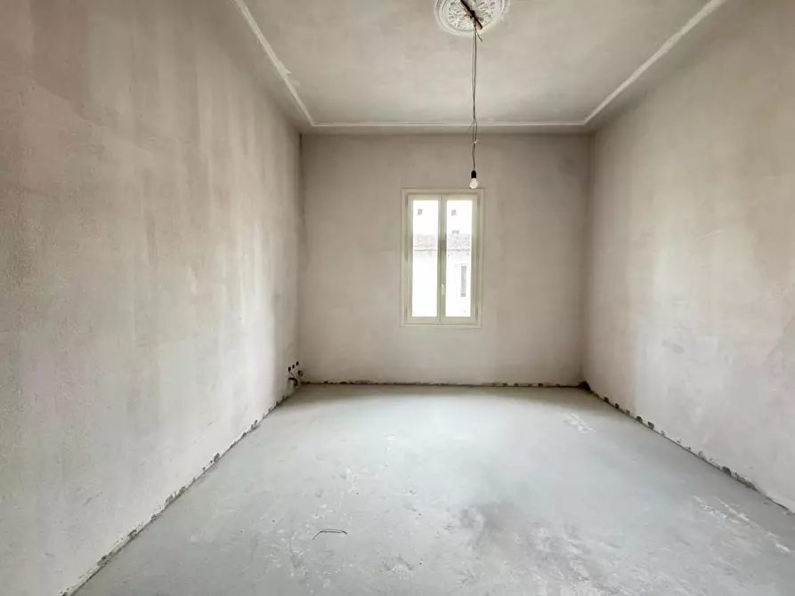 Immagine 17 di Appartamento in vendita  a Empoli