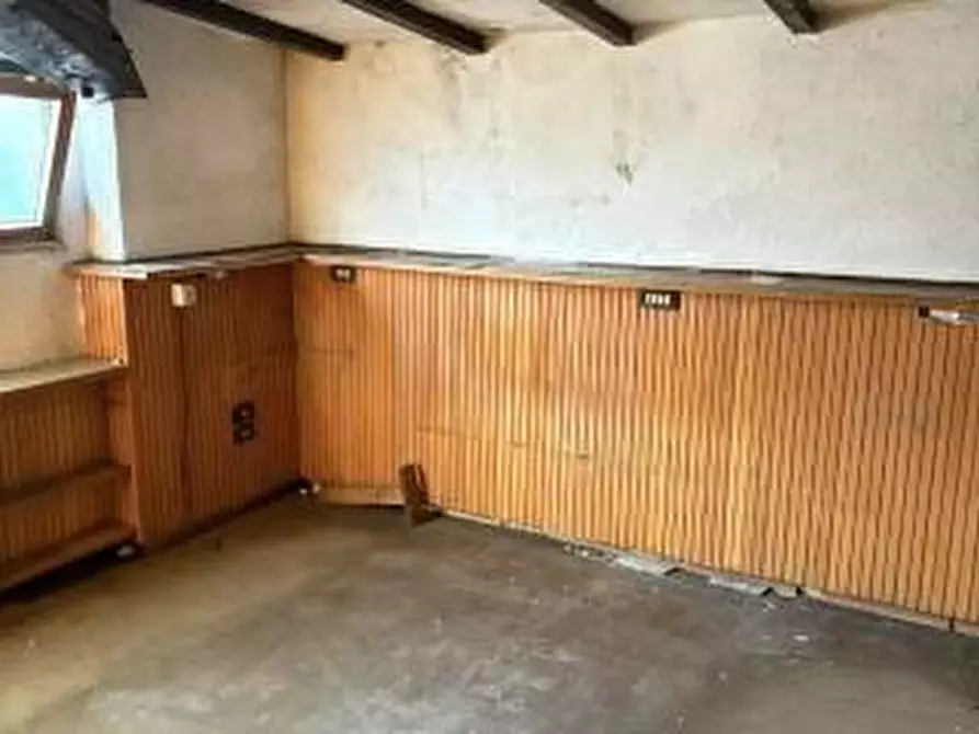 Immagine 4 di Appartamento in vendita  a Viareggio