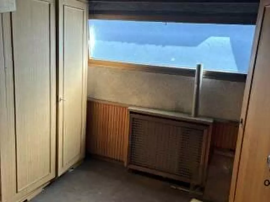 Immagine 2 di Appartamento in vendita  a Viareggio